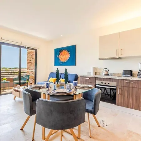 Roof Pool, Gym, Full Kitchen, 4 Blocks To 5Th Ave Villa