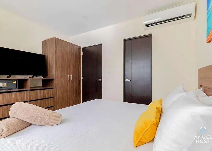 Veranto Near 5th Ave W Pool Access Apartment